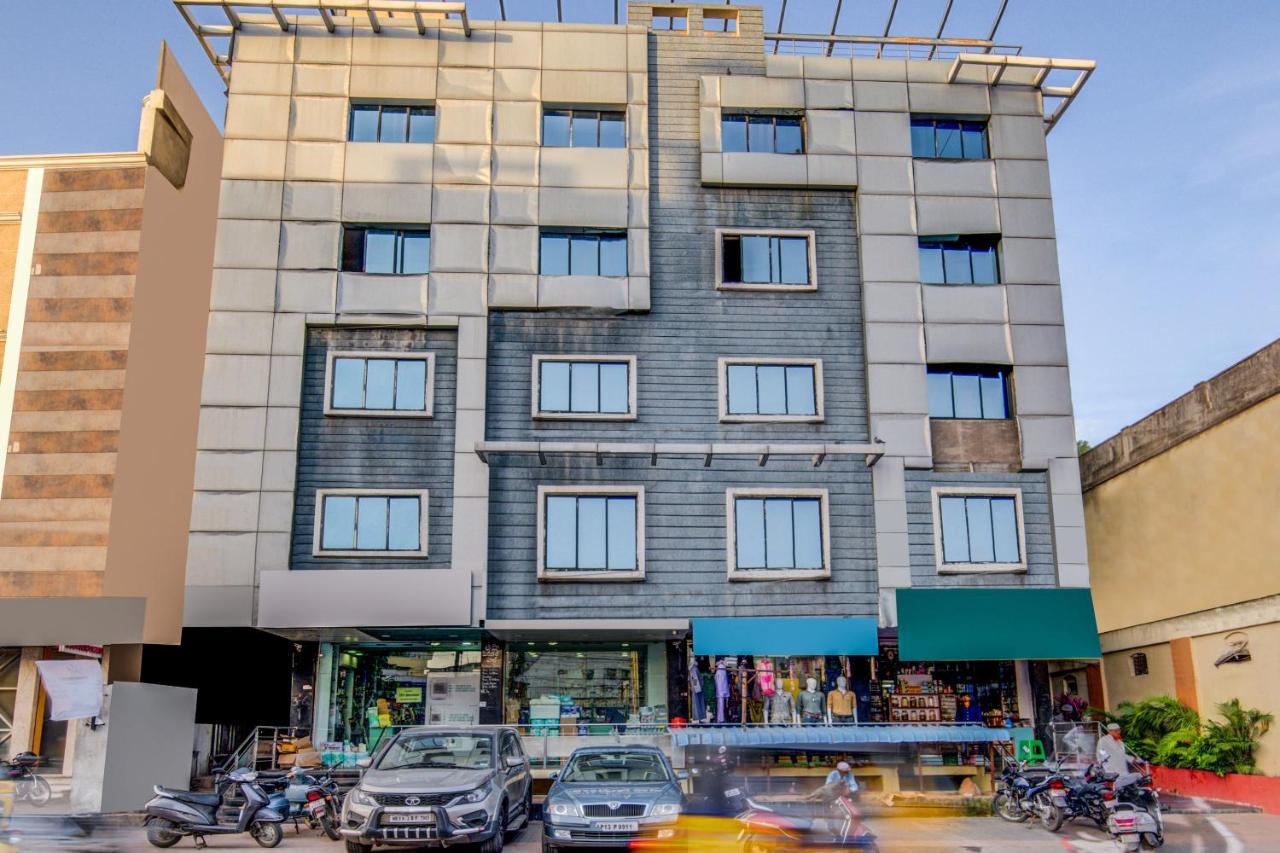 Oyo 18431 Hotel Celestee Grand ハイデラバード エクステリア 写真