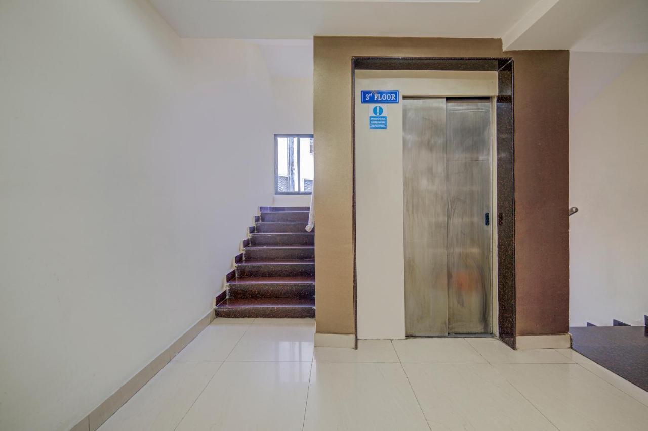 Oyo 18431 Hotel Celestee Grand ハイデラバード エクステリア 写真